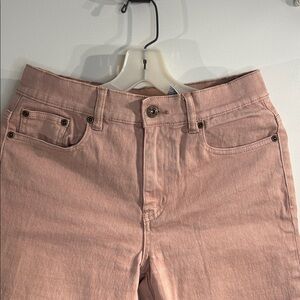 DG2- Diana Gilman tan jeans. EUC. Sz 4. they have stretch and ankle zippers.